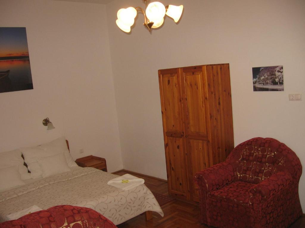 فندق Gödöllőفي  Mater Salvatoris House الغرفة الصورة