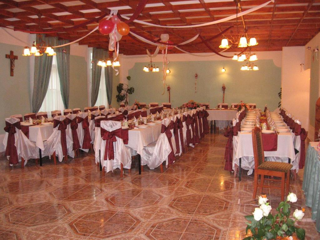 فندق Gödöllőفي  Mater Salvatoris House المظهر الخارجي الصورة