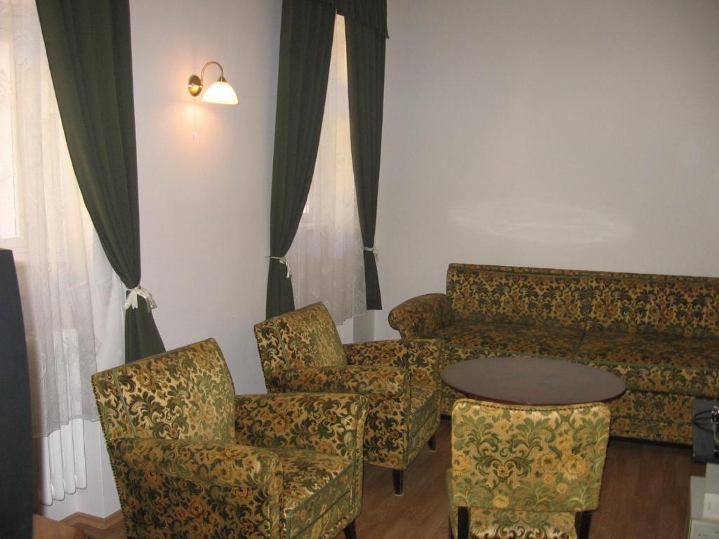فندق Gödöllőفي  Mater Salvatoris House المظهر الخارجي الصورة